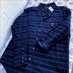 American Eagle Outfitters Men’s Large Horizontal Striped Button Up Shirt BNWT